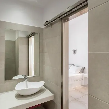 Irini Guest house Naousa (Paros)