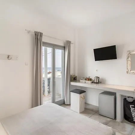 Irini Guest house Naousa (Paros)