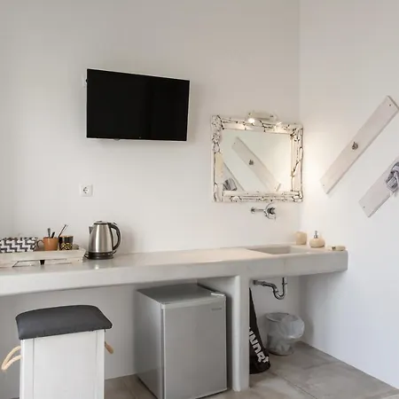 Irini 3* Naousa (Paros)