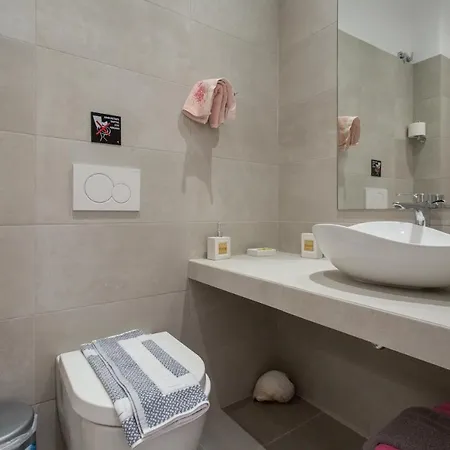 Irini Naousa (Paros)