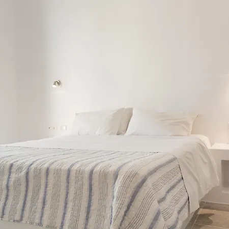 Irini Guest house Naousa (Paros)
