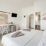 Irini Naousa (Paros)