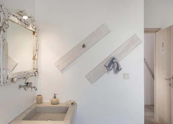 Irini Guest house 3*