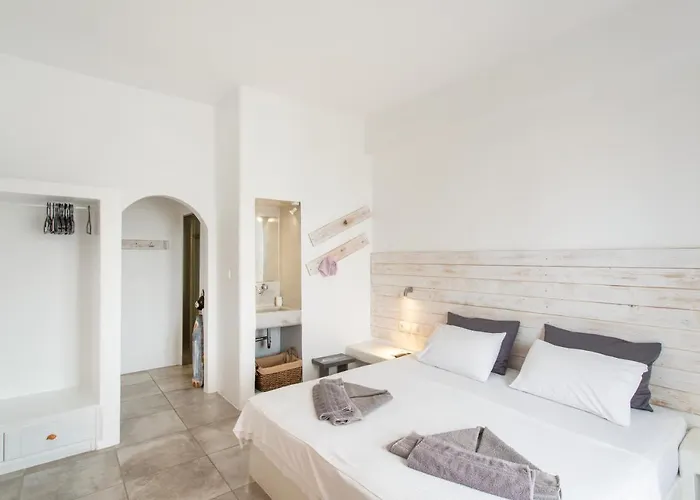 Irini Guest house 3*