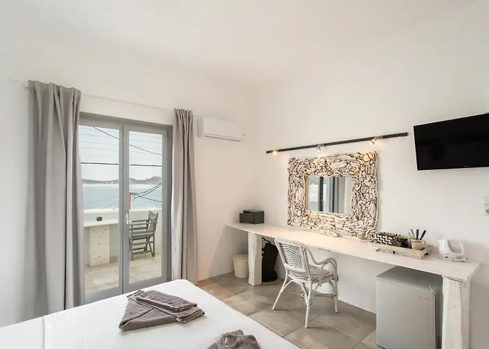Irini Guest house 3*