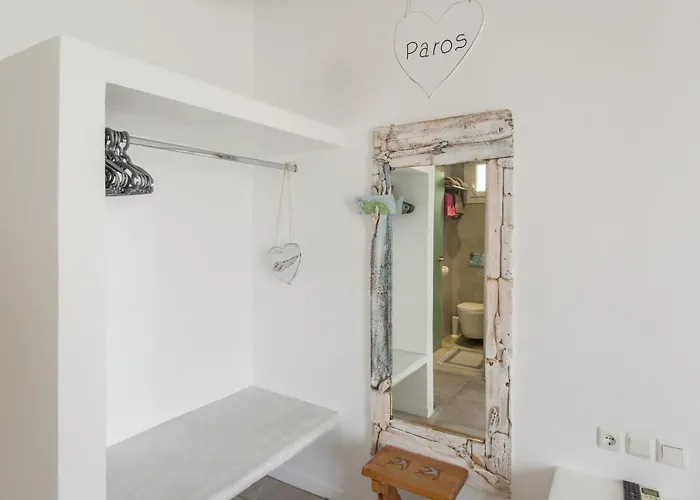 Irini 3* Naousa (Paros)