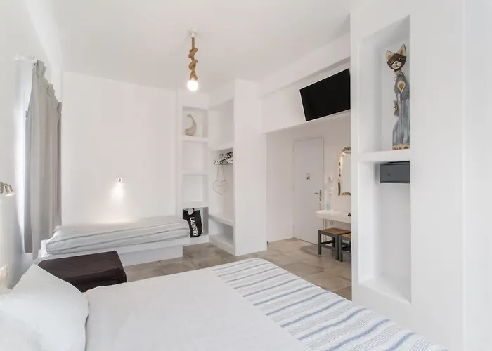 Irini Guest house 3*