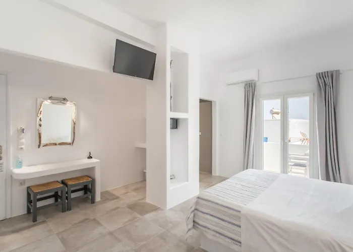 Irini Guest house 3*