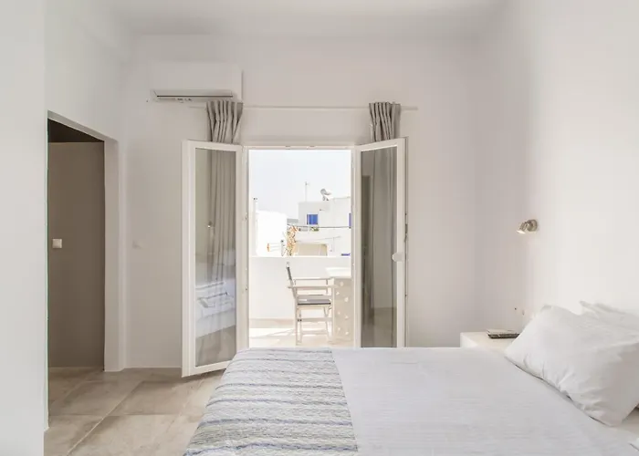 Guest house Irini Naousa (Paros)