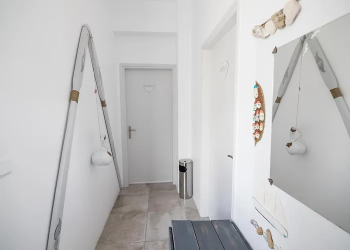 Irini Guest house 3*